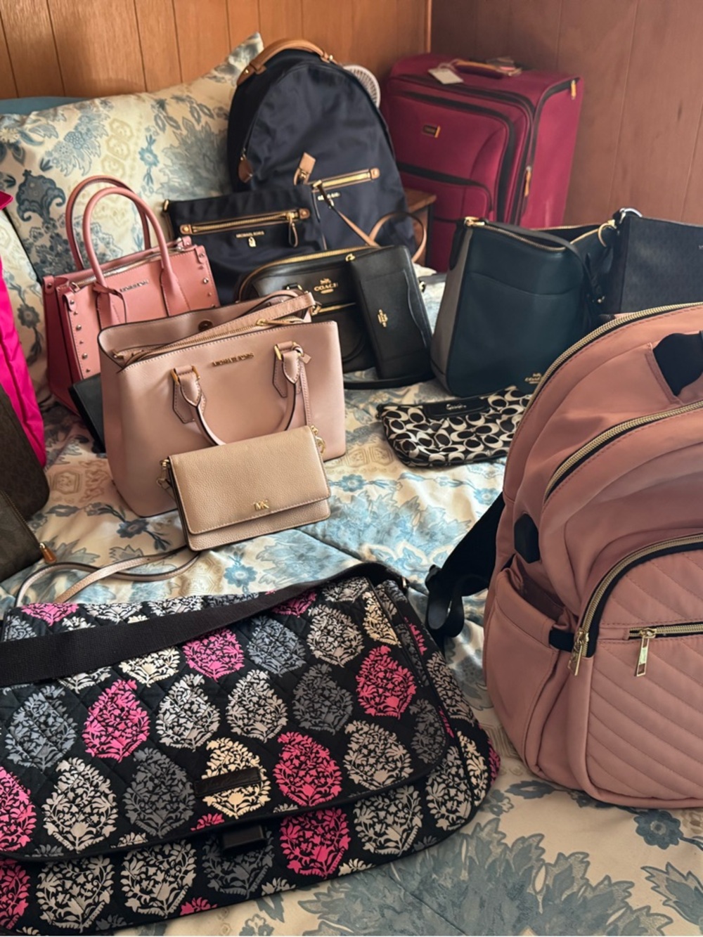 MK, Coach, Kate Spade, Vera Bradley and Lovenook mixed lot